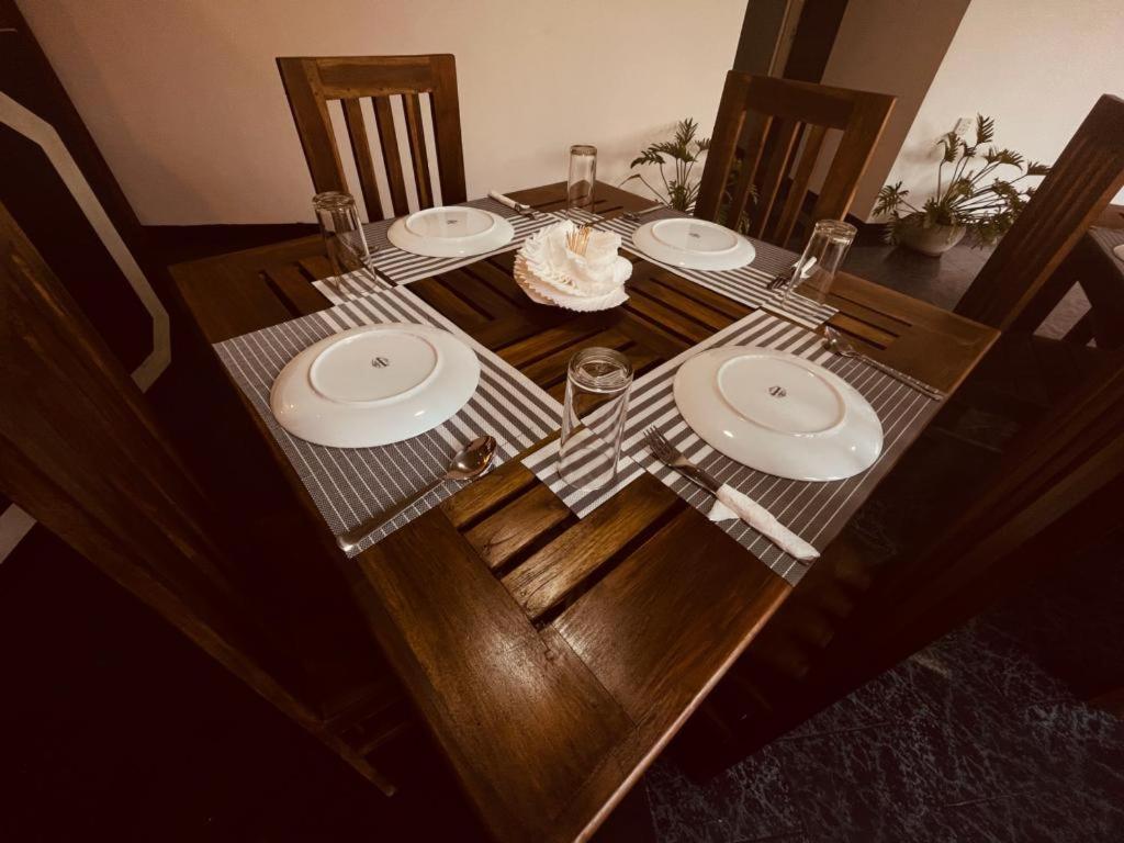 The Lake Round Guest House キャンディー エクステリア 写真